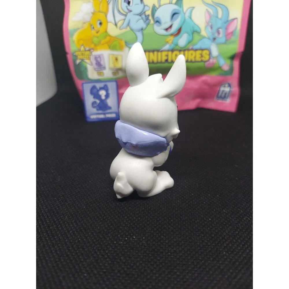 Neopets Phatmojo Minifigure Blind Bag Cybunny with Bag and Code